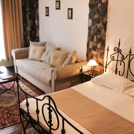 Hunter Castle Hotel 4*